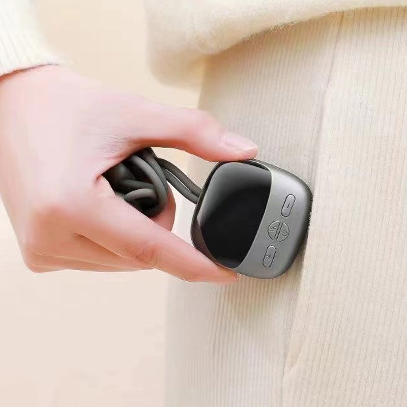 🔥50 % Rabatt🔥💞50K+ SOLD! 🧘♀️💆 50% OFF! Pendant Neck Massager – wearable design, 3 heat levels & 9 intensities melt away stiffness. No more painkillers – gentle electrical pulses relax deep neck muscles naturally! 🔥💚