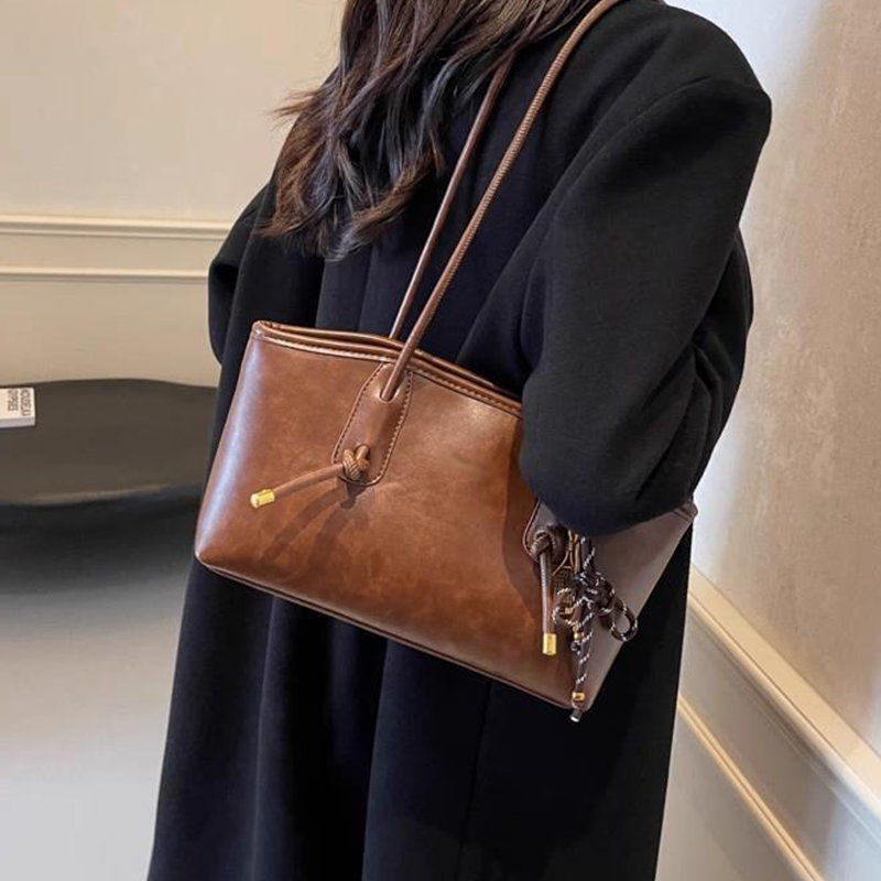 👜✨ Vintage-Umhängetasche aus PU-Leder für Damen – Zeitlos schön!