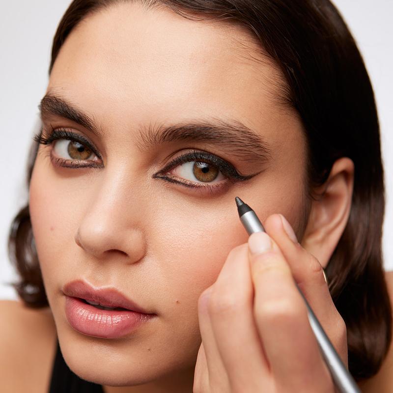Wasserfester Eyeliner (hält 1440 Min.) – Wischfest, vegan, Präzisionsspitze