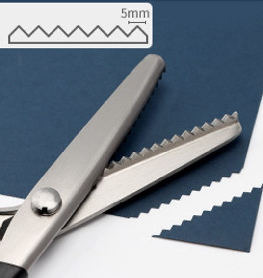 ✂️Jetzt 50 % Rabatt! DIY-Nähschere mit Wellenschliff – Zickzack-Schere, Stoffschneidewerkzeug gegen Ausfransen für Stoff, Papier und Bastelprojekte