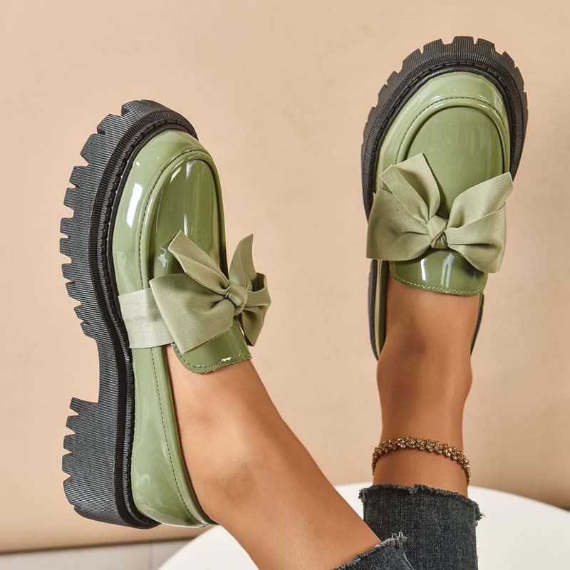 Stilvolle süße Plateau-Loafer mit Schleife