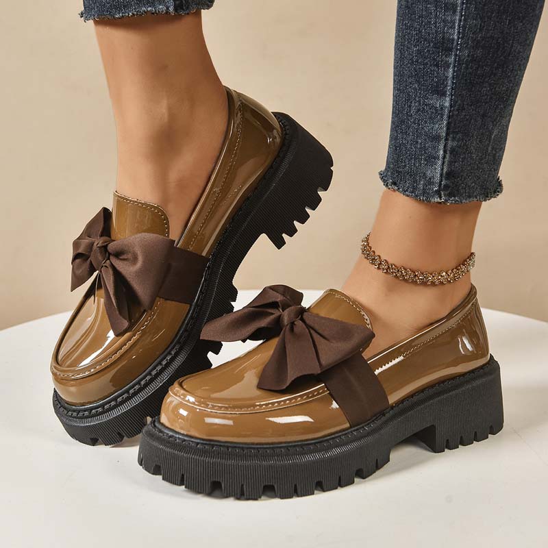 Stilvolle süße Plateau-Loafer mit Schleife