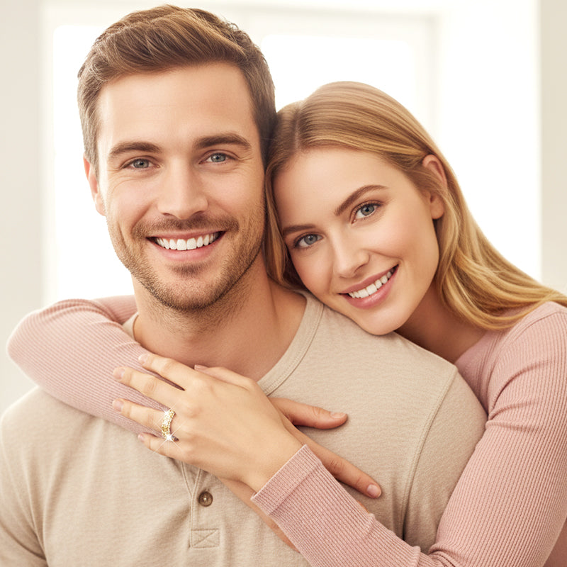 Modischer Mémoire-Ring mit glitzernden Zirkonia-Steinen