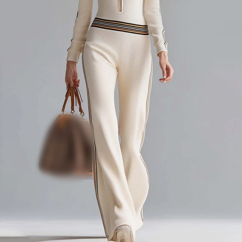 Hose mit Kapuze, V-Ausschnitt und Reißverschluss für Damen