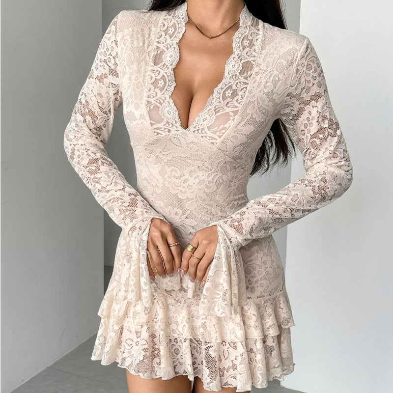 🎁Neuheiten 2026 – 49 % reduziert!💥 Elegantes Spitzenkleid mit V-Ausschnitt und Rüschenbesatz