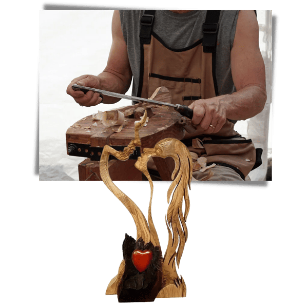 Holzschnitzerei in Herzform Dekoration