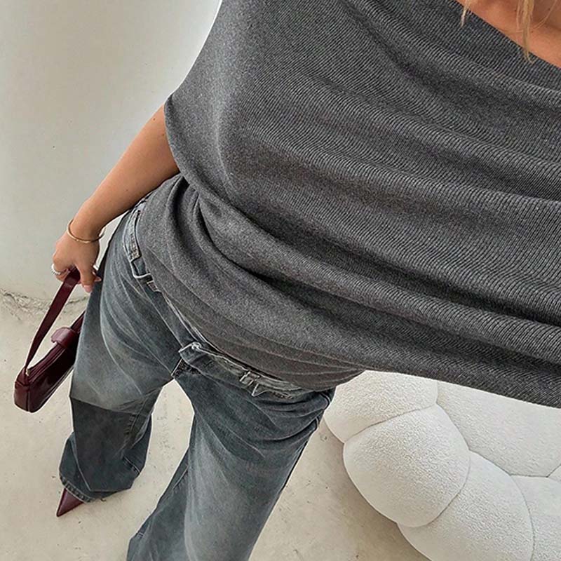 🔥Heißer Sale: 50% Rabatt!!🔥Asymmetrisches Off-Shoulder-Oberteil mit Fledermausärmeln für Damen