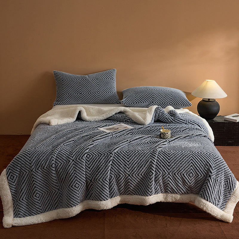 🛋️ 50% RABATT! 🧶 Doppellagige Kuscheldecke – Extra warm, weich & vielseitig – Ideal für Sofa, Bett & gemütliche Stunden zu Hause ✨